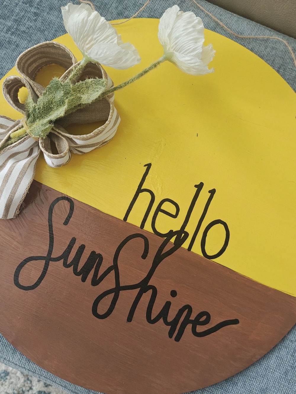 Wooden "Hello Sunshine" Round Sign - Yellow & Brown